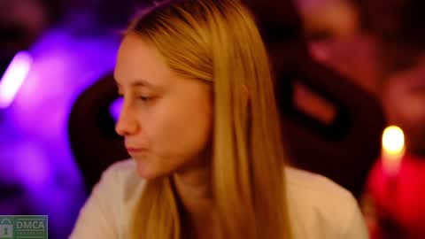 Snapshot of angeellina chatting on January 1, 2025, 10:56 pm angeellina online show from January 1, 2025, 10:56 pm