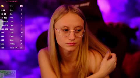 Snapshot of angeellina chatting on January 4, 2025, 11:59 pm angeellina online show from January 4, 2025, 11:59 pm