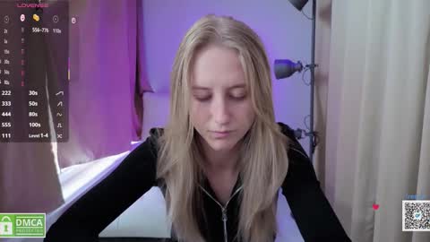 Snapshot of angeellina chatting on October 5, 2025, 12:36 pm angeellina online show from October 5, 2025, 12:36 pm