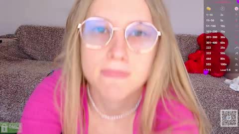 Snapshot of angeellina chatting on February 24, 2026, 10:24 am angeellina online show from February 24, 2026, 10:24 am