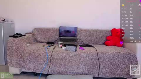 Snapshot of angeellina chatting on February 25, 2026, 10:47 am angeellina online show from February 25, 2026, 10:47 am