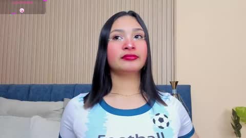 angel__ponce online show from September 17, 2025, 7:15 pm