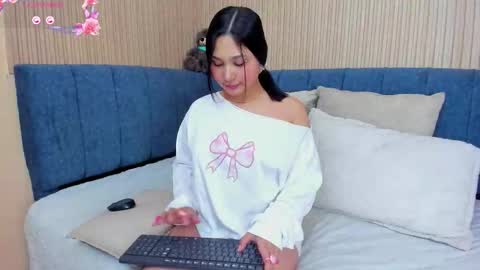 angel__ponce online show from November 27, 2025, 7:38 pm