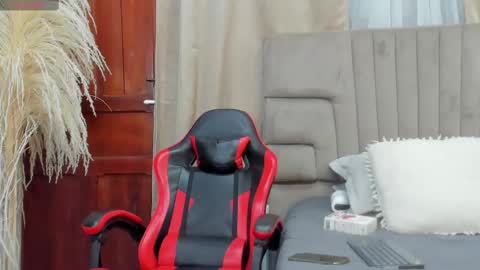 Angel online show from October 2, 2025, 3:13 am