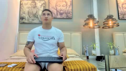 Angel online show from February 8, 2026, 3:43 am