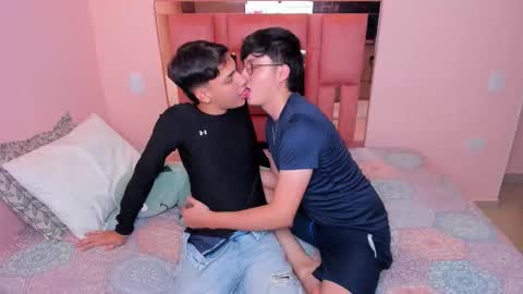 Snapshot of angel_and_jef chatting on November 21, 2025, 3:49 am Angel and Jeff online show from November 21, 2025, 3:49 am