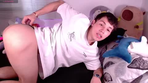 Angel   help me with 100 thumbs up online show from January 22, 2025, 8:38 pm