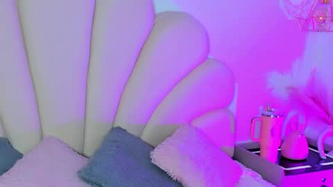 Angel online show from May 15, 2026, 4:14 pm