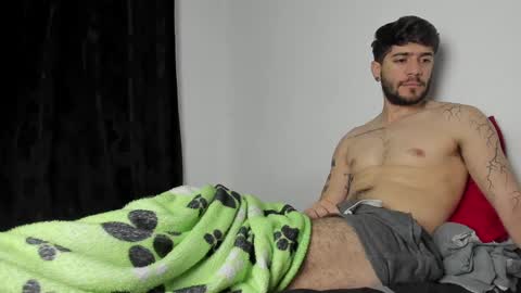 Snapshot of angel_damons_ chatting on December 29, 2024, 2:00 pm Angel Damons online show from December 29, 2024, 2:00 pm