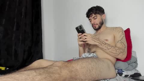 Snapshot of angel_damons_ chatting on January 16, 2025, 6:37 pm Angel Damons online show from January 16, 2025, 6:37 pm