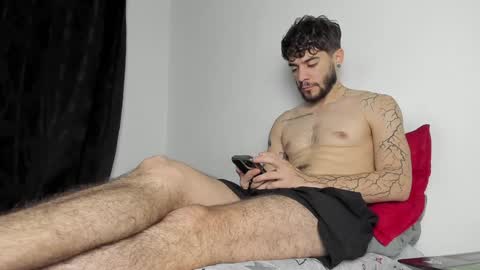 Snapshot of angel_damons_ chatting on January 18, 2025, 2:02 pm Angel Damons online show from January 18, 2025, 2:02 pm