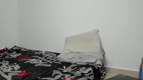 Snapshot of angel_damons_ chatting on February 27, 2025, 6:53 pm Angel Damons online show from February 27, 2025, 6:53 pm