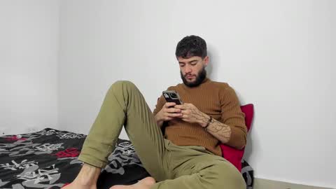 Snapshot of angel_damons_ chatting on March 1, 2025, 1:07 pm Angel Damons online show from March 1, 2025, 1:07 pm