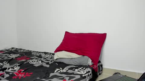 Snapshot of angel_damons_ chatting on March 1, 2025, 7:15 pm Angel Damons online show from March 1, 2025, 7:15 pm
