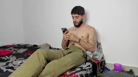 Snapshot of angel_damons_ chatting on March 3, 2025, 12:58 pm Angel Damons online show from March 3, 2025, 12:58 pm