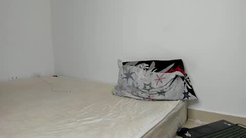 Snapshot of angel_damons_ chatting on March 11, 2025, 5:24 pm Angel Damons online show from March 11, 2025, 5:24 pm