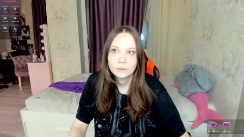 Fallen Angel online show from October 30, 2025, 12:12 am