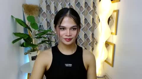 Snapshot of angel_indiguise chatting on February 19, 2025, 2:33 am angela online show from February 19, 2025, 2:33 am