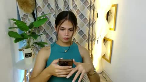 Snapshot of angel_indiguise chatting on March 6, 2025, 5:46 am angela online show from March 6, 2025, 5:46 am