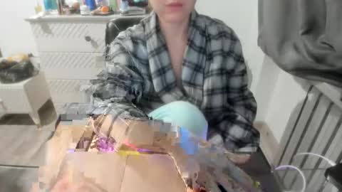 Snapshot of angel_lee__ chatting on January 8, 2025, 11:43 am angel_lee__ online show from January 8, 2025, 11:43 am