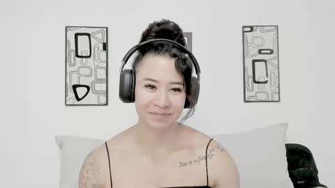 Snapshot of angel_martins chatting on February 1, 2026, 4:38 pm Angel online show from February 1, 2026, 4:38 pm