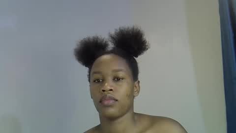 angel_mia5 online show from May 15, 2026, 5:36 am