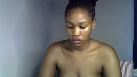 angel_mia5 online show from June 13, 2026, 8:12 am