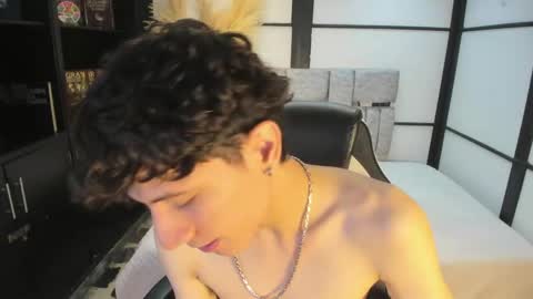 Snapshot of angel_st1 chatting on May 11, 2026, 2:45 pm Angel online show from May 11, 2026, 2:45 pm