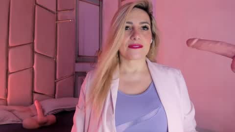 Angel  online show from April 9, 2026, 4:34 pm