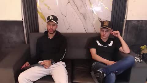 angel_villareal_ online show from March 21, 2026, 8:41 am