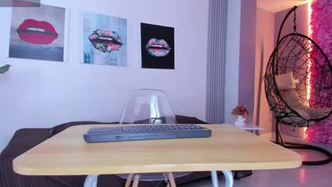 A N G E LA.  online show from September 22, 2025, 3:19 am