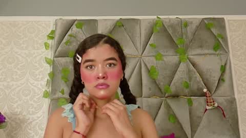 Angela online show from February 3, 2025, 12:57 pm