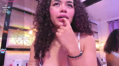 Angela online show from January 10, 2026, 1:35 pm