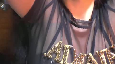  Angela  online show from October 27, 2025, 5:39 pm