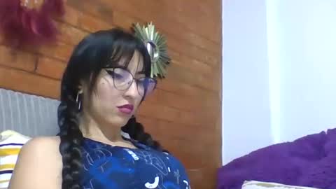  Angela  online show from December 17, 2025, 6:47 pm