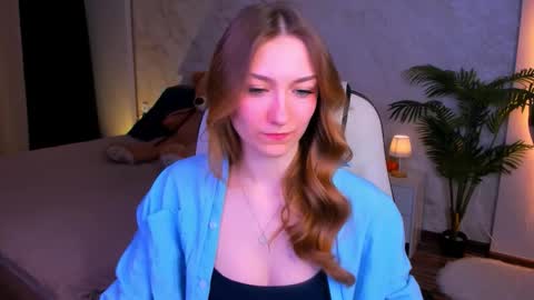 angelanabelle online show from December 16, 2025, 2:11 pm