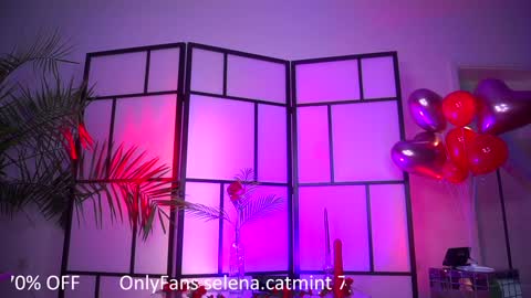 Aimi Selena  Daisy online show from February 15, 2026, 7:51 am