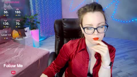 Angela online show from February 2, 2025, 3:39 pm