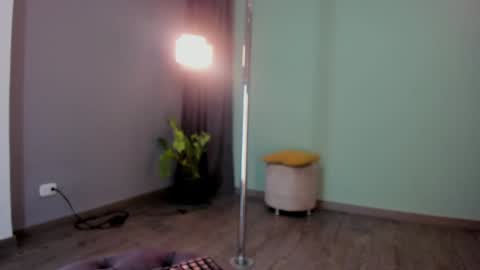 Snapshot of angelbae_ chatting on January 9, 2025, 1:02 pm AngelBae  online show from January 9, 2025, 1:02 pm