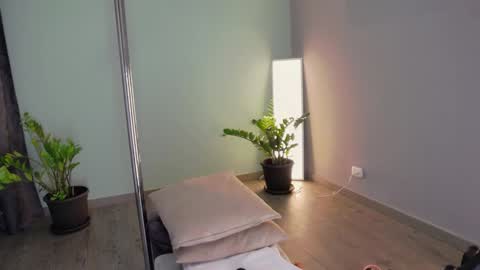 Snapshot of angelbae_ chatting on February 1, 2025, 4:11 pm AngelBae  online show from February 1, 2025, 4:11 pm