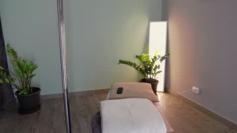 Snapshot of angelbae_ chatting on February 2, 2025, 4:32 pm AngelBae  online show from February 2, 2025, 4:32 pm