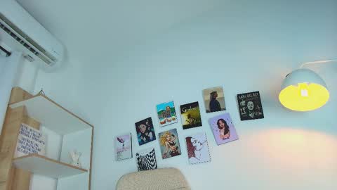 Snapshot of angelbae_ chatting on October 11, 2025, 9:24 pm AngelBae  online show from October 11, 2025, 9:24 pm