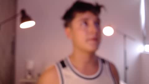 Angel online show from December 16, 2025, 6:02 pm