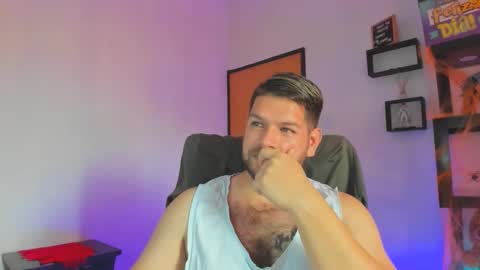 Snapshot of angelcute3 chatting on October 31, 2025, 3:02 pm angel online show from October 31, 2025, 3:02 pm