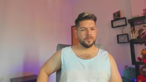 Snapshot of angelcute3 chatting on November 15, 2025, 3:52 pm angel online show from November 15, 2025, 3:52 pm