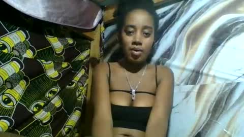 Angelettee online show from June 9, 2026, 6:19 pm