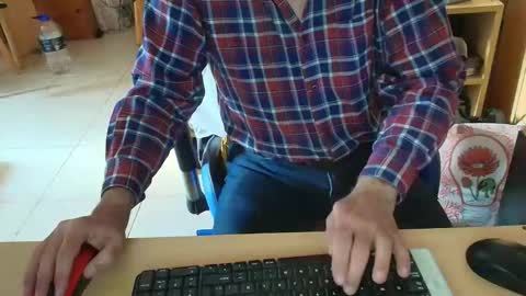 angelgarcia269 online show from June 3, 2026, 12:08 pm