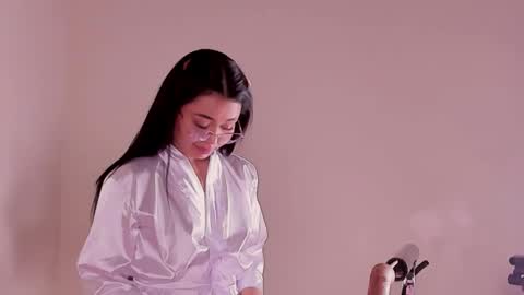 Snapshot of angeli__wu chatting on March 2, 2025, 9:53 am Angeli  online show from March 2, 2025, 9:53 am