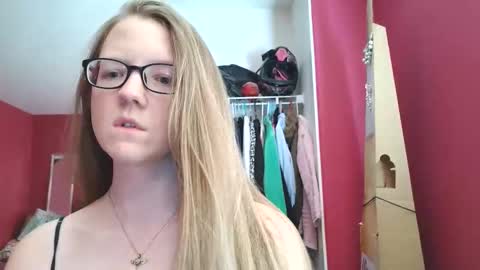 AngelicAngel online show from March 16, 2026, 8:35 pm