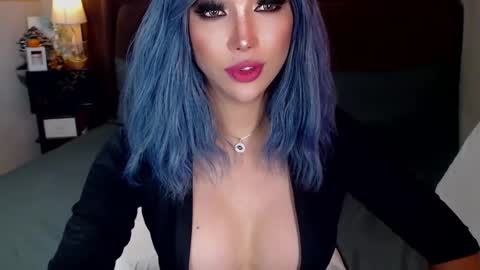 MS. AMALIA online show from February 11, 2025, 6:30 am